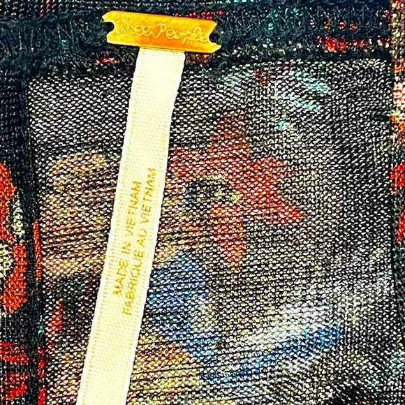 NWOT Free People Black Floral Print Boat Neck Ruffled Top Size XS - Picture 4 of 6